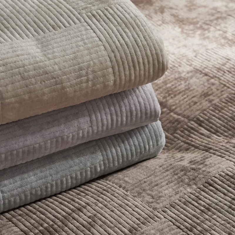 Narzuta Quadron - 200x220 cm Promocja