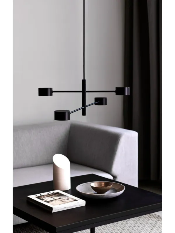 Minimalistyczna czarna 4-punktowa lampa wisząca Clyde LED 2700K oczka na ramiennym stelażu Hit cenowy