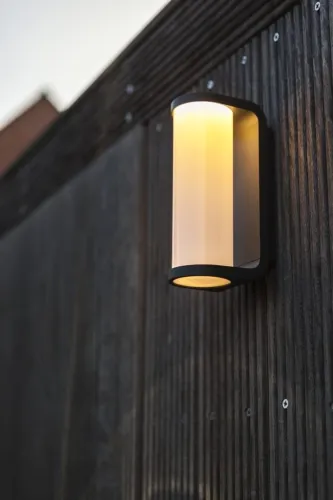 Sprawdź teraz Zewnętrzna lampa ścienna kinkiet na elewację Lutec 5193602118 Adalyn LED 10W 3000K IP44 antracyt