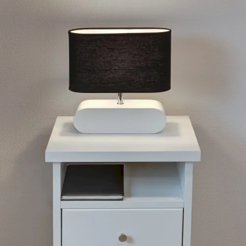 Wysoka jakość Lampa nocna stołowa z drewnianą podłużną białą podstawą i czarnym abażurem drewno bukowe Spot-Light 7615042 Marinna E27 31cm